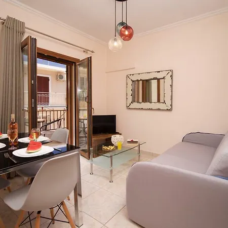 Apollon In Apartment