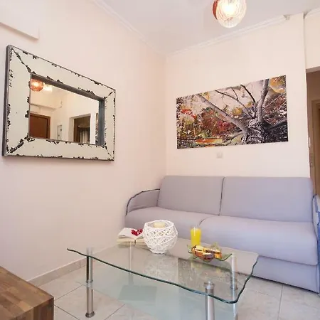 Apollon In Apartment