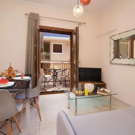 Apollon In Apartment